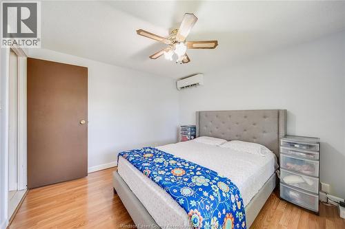 10395 Caledon Court, Windsor, ON - Indoor Photo Showing Bedroom