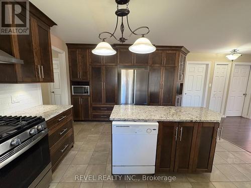 Fauquier - 21 Jacques Avenue, Kapuskasing (Fauquier), ON - Indoor Photo Showing Kitchen With Upgraded Kitchen