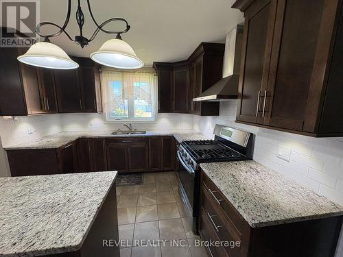 Fauquier - 21 Jacques Avenue, Kapuskasing (Fauquier), ON - Indoor Photo Showing Kitchen With Double Sink
