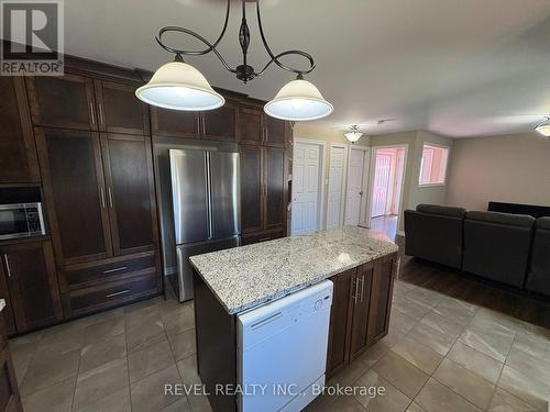 Fauquier - 21 Jacques Avenue, Kapuskasing (Fauquier), ON - Indoor Photo Showing Kitchen