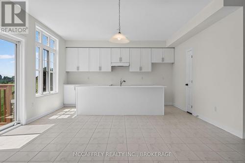 103 Gildersleeve Boulevard, Loyalist (Bath), ON - Indoor Photo Showing Kitchen