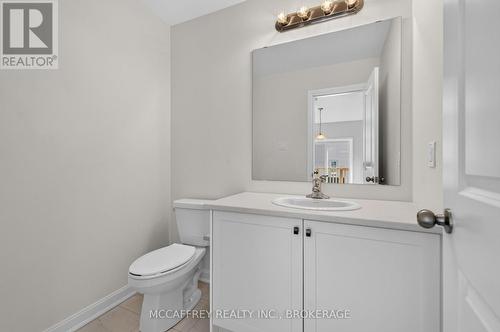 103 Gildersleeve Boulevard, Loyalist (Bath), ON - Indoor Photo Showing Bathroom
