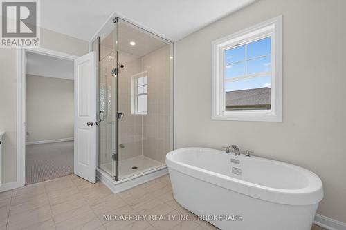 103 Gildersleeve Boulevard, Loyalist (Bath), ON - Indoor Photo Showing Bathroom