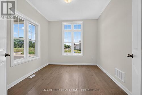 103 Gildersleeve Boulevard, Loyalist (Bath), ON - Indoor Photo Showing Other Room