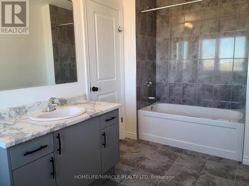 117 Mattingley Street, Brant, ON - Indoor Photo Showing Bathroom
