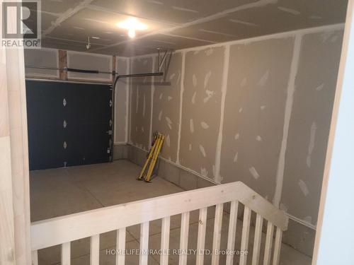 117 Mattingley Street, Brant, ON - Indoor Photo Showing Garage