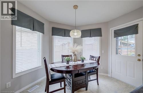 27 Chandos Drive, Kitchener, ON - Indoor Photo Showing Dining Room