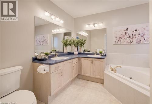 27 Chandos Drive, Kitchener, ON - Indoor Photo Showing Bathroom