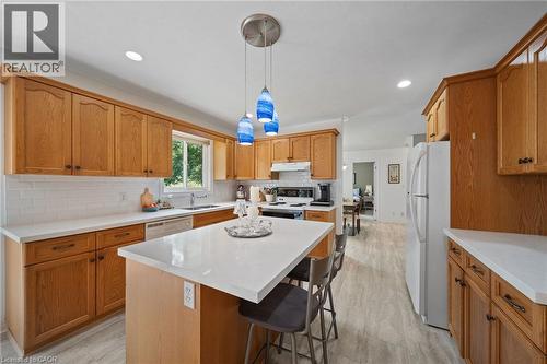 684 Haldimand Rd 70, Jarvis, ON - Indoor Photo Showing Kitchen