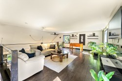 Mezzanine - 