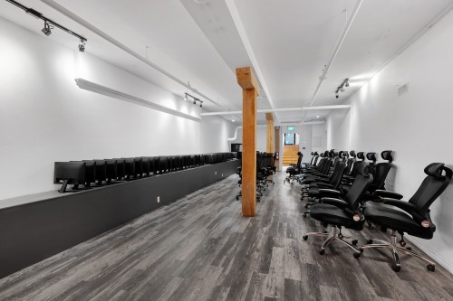 Bureau - 105-2261 Av. Papineau, Montréal (Ville-Marie), QC - Indoor