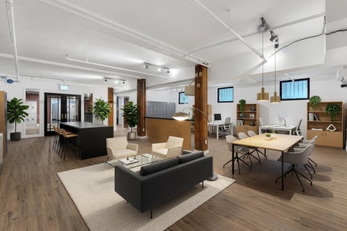 Bureau - 105-2261 Av. Papineau, Montréal (Ville-Marie), QC - Indoor
