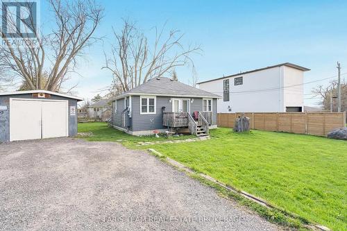 1417 Maple Way, Innisfil, ON - Outdoor