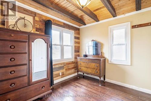 1417 Maple Way, Innisfil, ON - Indoor Photo Showing Other Room