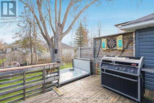 1417 Maple Way, Innisfil, ON - Outdoor