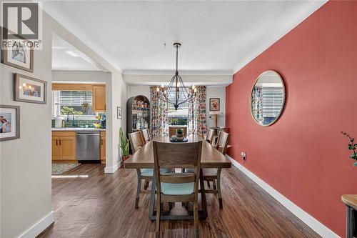 1193 Indian Road North, Sarnia, ON - Indoor Photo Showing Dining Room