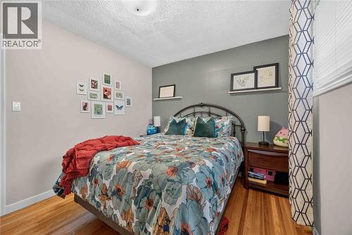 1193 Indian Road North, Sarnia, ON - Indoor Photo Showing Bedroom