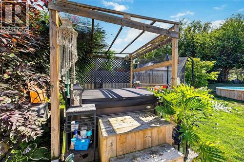 1193 Indian Road North, Sarnia, ON - Outdoor