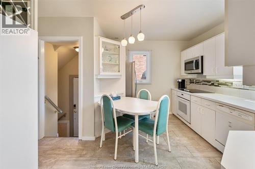 2226 Gladstone Avenue, Windsor, ON - Indoor