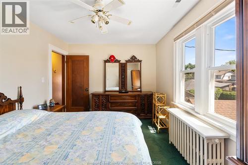 2226 Gladstone Avenue, Windsor, ON - Indoor Photo Showing Bedroom