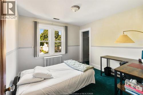 2226 Gladstone Avenue, Windsor, ON - Indoor Photo Showing Bedroom