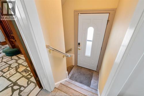 2226 Gladstone Avenue, Windsor, ON - Indoor Photo Showing Other Room