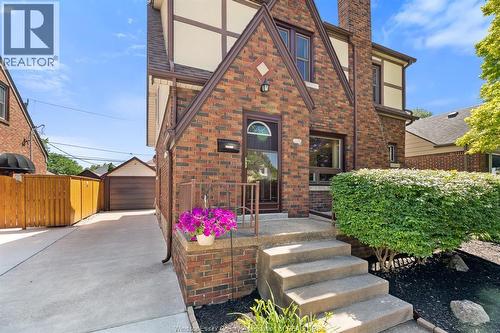 2226 Gladstone Avenue, Windsor, ON - Outdoor
