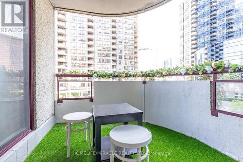 306 - 5785 Yonge Street, Toronto, ON - Outdoor
