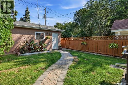 1021 Main Street, Saskatoon, SK - Outdoor With Deck Patio Veranda