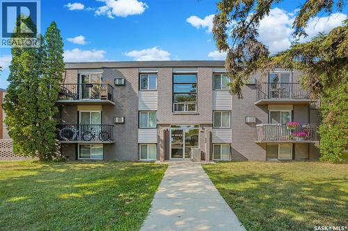8 104 104Th Street W, Saskatoon, SK - Outdoor With Facade