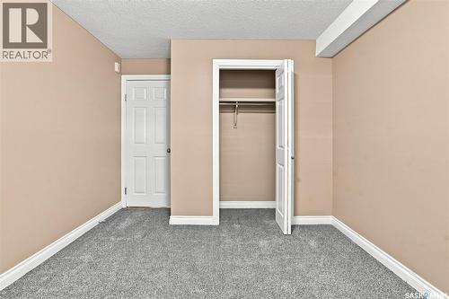 8 104 104Th Street W, Saskatoon, SK - Indoor Photo Showing Other Room