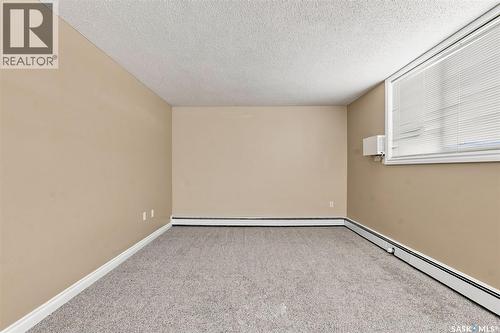 8 104 104Th Street W, Saskatoon, SK - Indoor Photo Showing Other Room