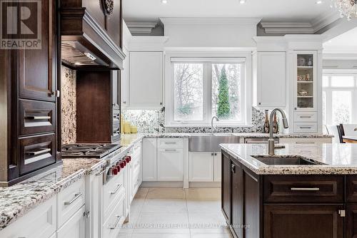 60 Hawksbury Drive, Toronto, ON - Indoor Photo Showing Kitchen With Upgraded Kitchen