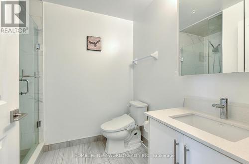 811 - 85 Oneida Crescent, Richmond Hill, ON - Indoor Photo Showing Bathroom
