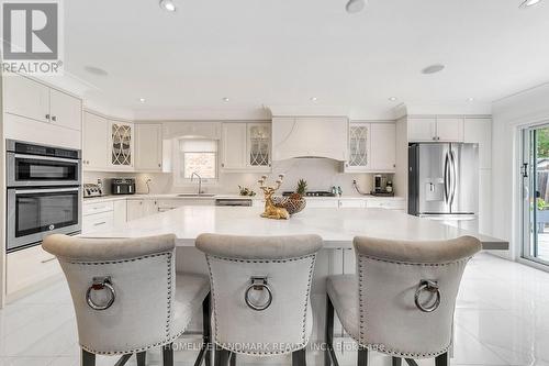 36 Coldstream Crescent, Richmond Hill, ON - Indoor Photo Showing Kitchen
