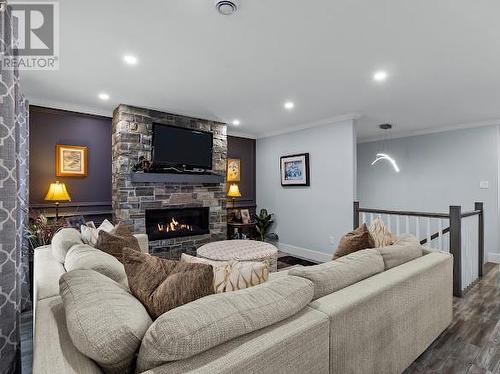 149 Castle Bridge Road, St.John'S, NL - Indoor Photo Showing Living Room With Fireplace
