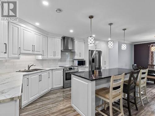 149 Castle Bridge Road, St.John'S, NL - Indoor Photo Showing Kitchen With Double Sink With Upgraded Kitchen