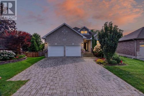995 Granite Court, Kingston (East Gardiners Rd), ON - Outdoor With Facade