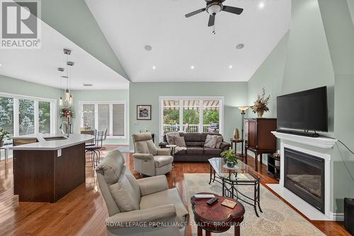 995 Granite Court, Kingston (East Gardiners Rd), ON - Indoor Photo Showing Living Room With Fireplace