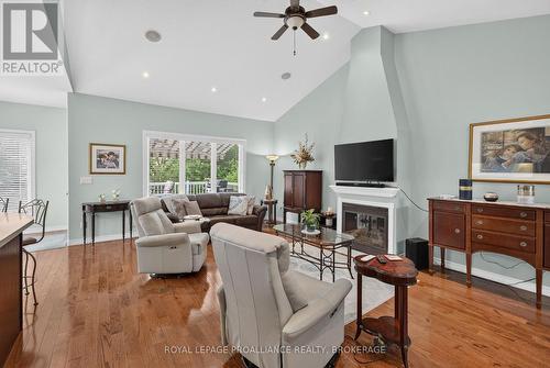 995 Granite Court, Kingston (East Gardiners Rd), ON - Indoor Photo Showing Living Room With Fireplace
