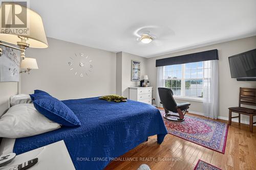 Primary bedroom - 25 Country Club Place, Brockville, ON - Indoor Photo Showing Bedroom