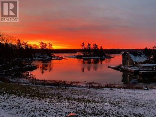 Sunrise over the river - 25 Country Club Place, Brockville, ON - Outdoor With Body Of Water With View