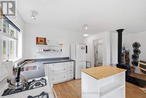 59 Sunset Shores Lane, Frontenac (Frontenac South), ON - Indoor Photo Showing Kitchen