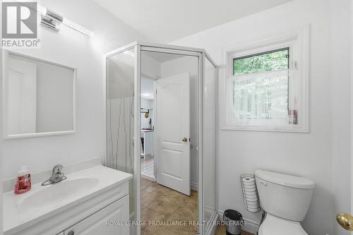 59 Sunset Shores Lane, Frontenac (Frontenac South), ON - Indoor Photo Showing Bathroom