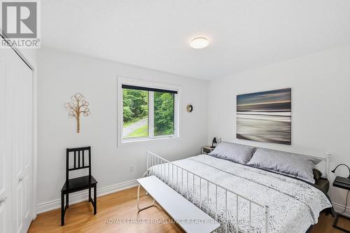 59 Sunset Shores Lane, Frontenac (Frontenac South), ON - Indoor Photo Showing Bedroom