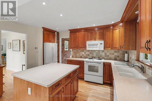 597 Christie Lake Road, Tay Valley, ON - Indoor Photo Showing Kitchen