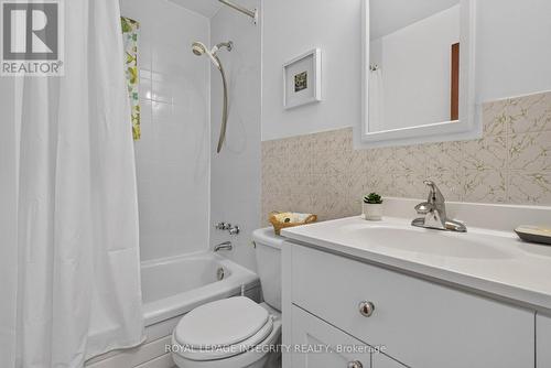 MAIN FLOOR BATHROOM - 141 Percy Street, Ottawa, ON - Indoor Photo Showing Bathroom