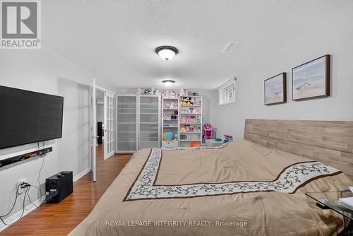 29 Nortoba Crescent, Ottawa, ON - Indoor Photo Showing Bedroom