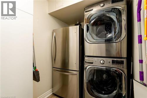 2180 Marine Drive Unit# 1401, Oakville, ON - Indoor Photo Showing Laundry Room