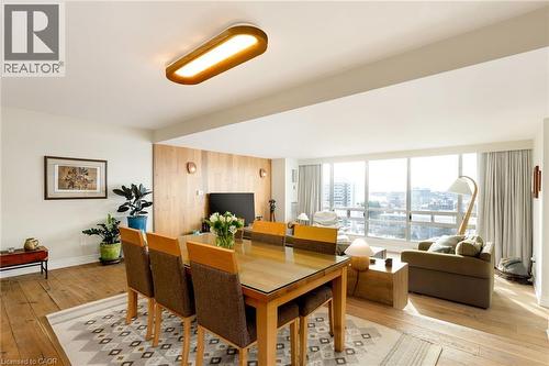 2180 Marine Drive Unit# 1401, Oakville, ON - Indoor